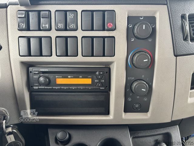 Grue montée sur camion VOLVO FL240 Palfinger PK9002EH*2xAusschübe*6,2m*TOP