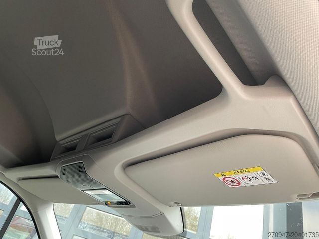Dodávka s vysokou strechou VOLKSWAGEN Crafter Kasten 35 L4H3 Autom. NAVI KAMERA KLIMA