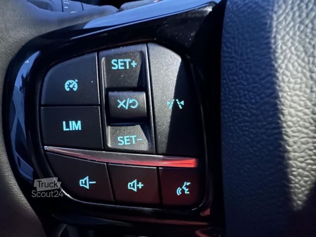 Camper van DREAMER City Camp Ford Messe-Leipzig-Halle 5A-Stand33