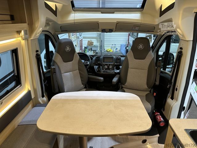 Camper van DREAMER Select Campervan XL Limited Messe-Leipzig-Halle