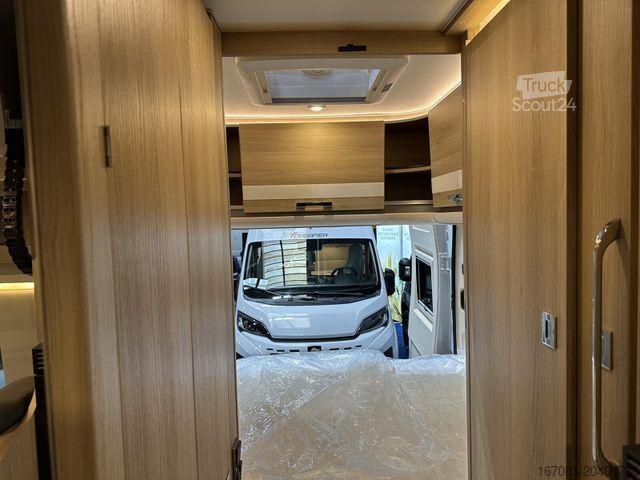 Camper van DREAMER Select Campervan XL Limited Messe-Leipzig-Halle