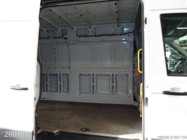 High top van VOLKSWAGEN Crafter Maxi 2.0 TDI AHK-KLIMA-KAMERA