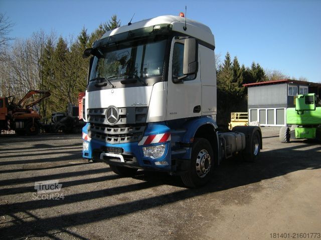 Standard tractor unit MERCEDES-BENZ AROCS 1843