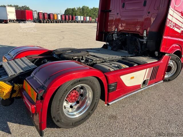 وحدة جرار قياسية  Actros 1863LL POWERLINER