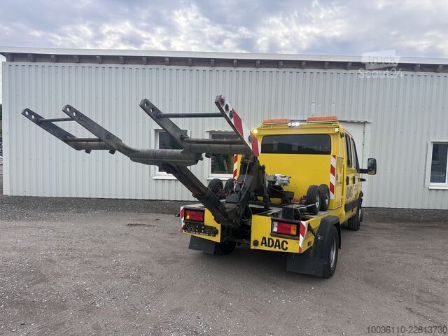 Odťahové vozidlo Iveco 65C17 DoKa Hubbrille / FALKOM 3000