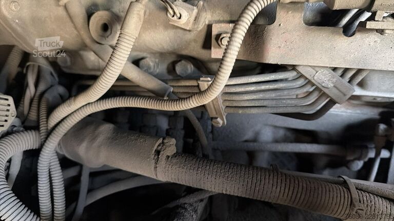 Kipper Renault Kerax 300 (POMPE MANUELLE / LAMES / STEEL / MAN...