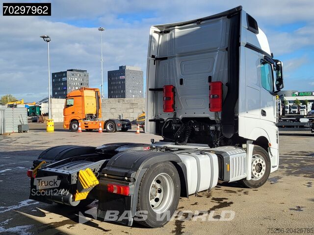 Небезпечні речовини Mercedes Actros 1851 Actros 4X2 GigaSpace ADR 2xTanks Xe...