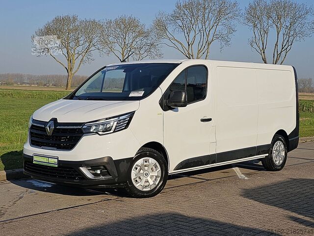 High-roof van RENAULT TRAFIC 2.0 DCI 150 EDC AUT. L2H1