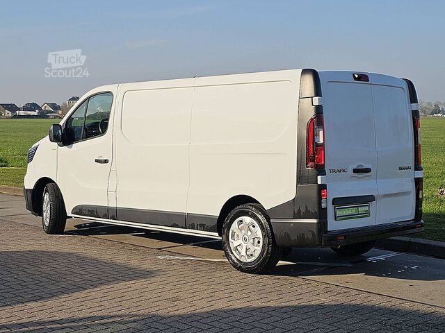 High-roof van RENAULT TRAFIC 2.0 DCI 150 EDC AUT. L2H1