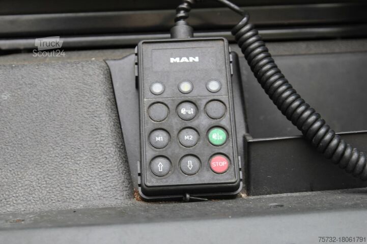 Standaard trekker MAN TGX 18.500 XXL Standklima Navi Xenon Retarder