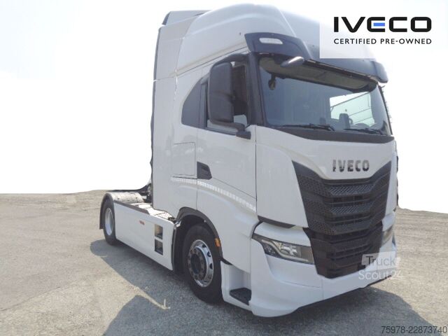 стандартен влекач Iveco SWAY 530