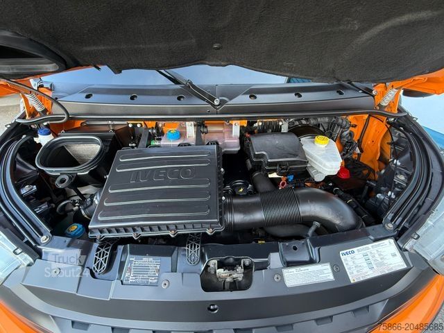 Фургон с брезентова завеса IVECO 72-210 HI Matic Rollplane Palfinger PC 3800