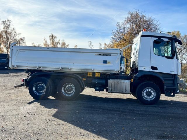 Three-sided tipper truck MERCEDES-BENZ Arocs 2651 TurboRetarderKuppl.*Bordmatik*Meiller