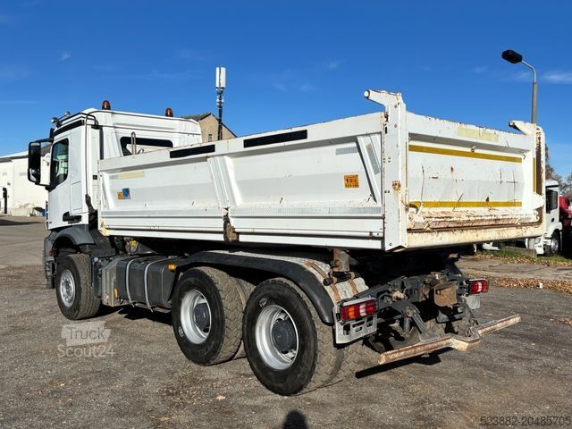 Three-sided tipper truck MERCEDES-BENZ Arocs 2651 TurboRetarderKuppl.*Bordmatik*Meiller