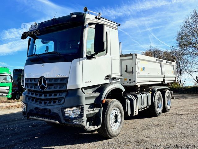 Tipper truck MERCEDES-BENZ Arocs 2651 TurboRetarderKuppl.*Bordmatik*Meiller