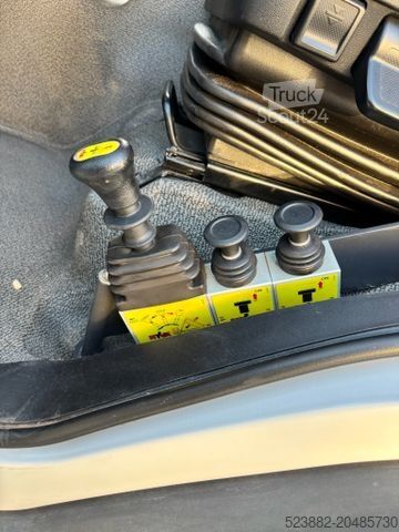 Platforminis sunkvežimis RENAULT D250 DTI8 Fassi F90B.1.22 E*FUNK*AHK*NEUWERTIG