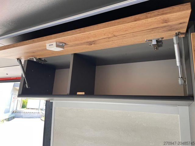 Dodávka s vysokou střechou MAN TGE 3.180 L3H3 Individual S BF3+ BEGLEITFAHRZEUG