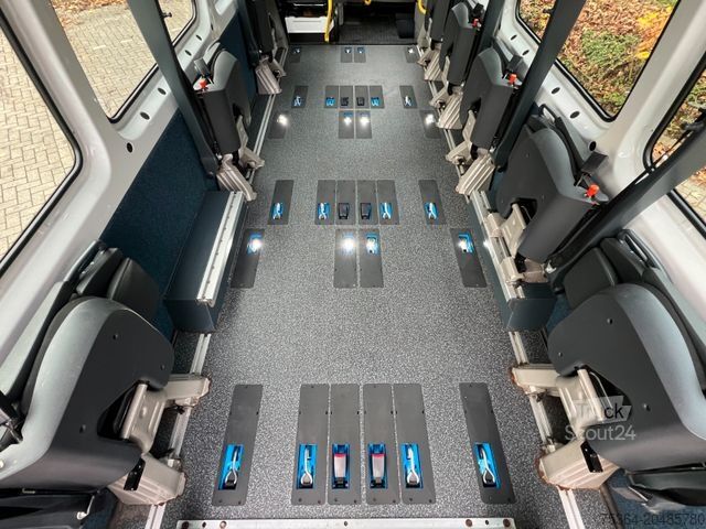 Minibus MERCEDES-BENZ Sprinter 313Cdi Maxi 9Sitze Automatik Lift Klima
