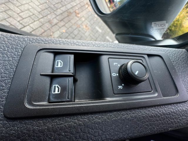 Minibus VOLKSWAGEN i 2.0 TSi/CNG L2H2 9Sitze Klima Schiebetür