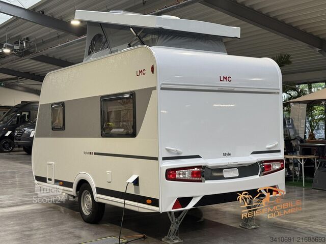 Rulotă LMC Style 400 F Style Paket Aufstelldach GFK