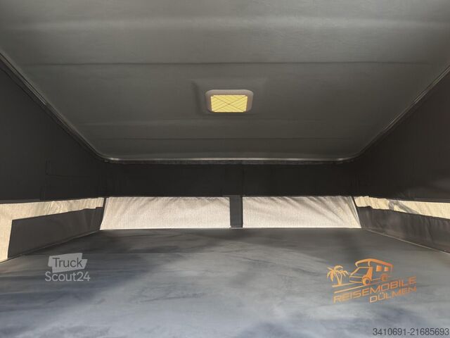 Rulotă LMC Style 400 F Style Paket Aufstelldach GFK