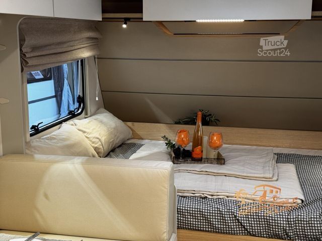 Karavan LMC Style 70 493 K Familienfahrzeug Insektenschutzt