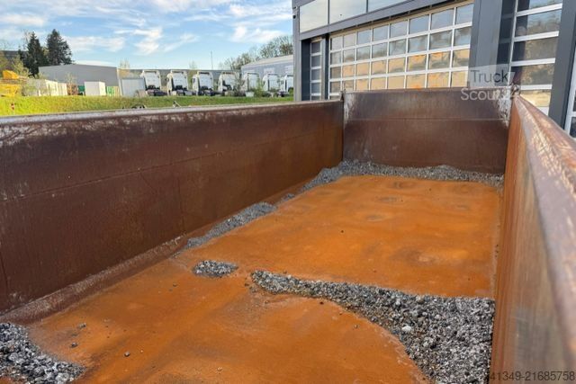 Camion benne MAN TGS 44.500 10x4 Moser 2S