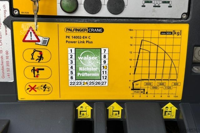 Macara montată pe camion IVECO Cursor 270 4x4 Palfinger PK14002-4 2018