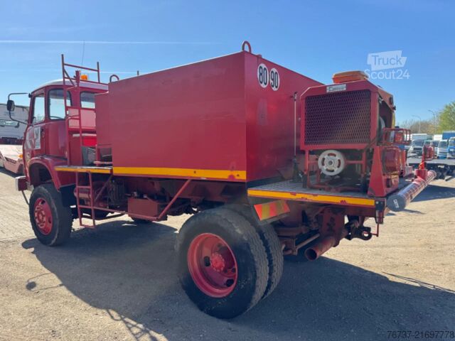 Löschfahrzeug saviem SM8 **4x4-WATERTANK + PUMPS**