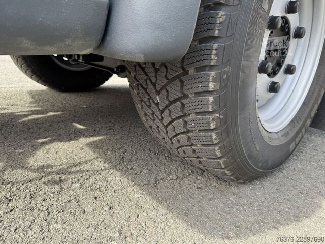 Tippbil skåpbil MULTICAR M27 C  comp. 4x4 opt. Schneeschild + Silostreuer
