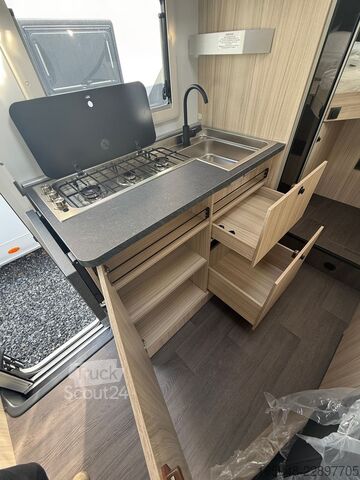 Halvintegrerad husbil Sun Living SUN LIVING S 70 SL Lite*Hubbett*Gr Kühlschrank