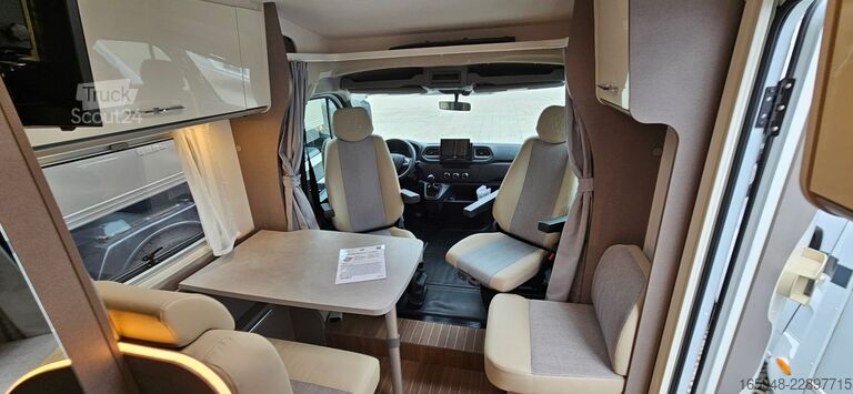 Halvintegrerad husbil ETRUSCO ETRUSCO 6.8 SR VAN