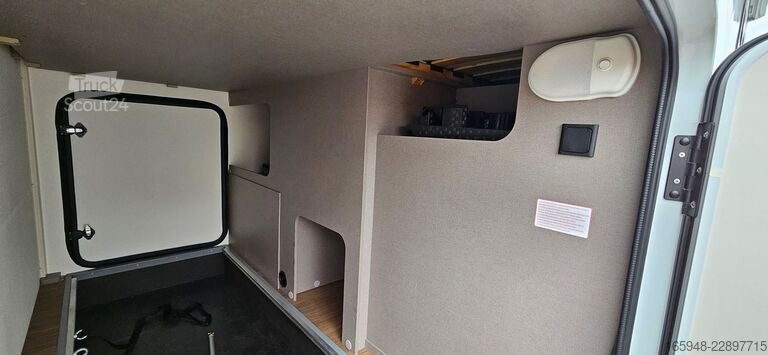 Halvintegrerad husbil ETRUSCO ETRUSCO 6.8 SR VAN