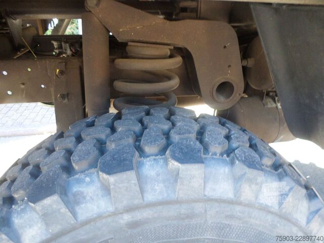 Vrachtauto met open laadbak MERCEDES-BENZ Unimog MIL 2 To U 1300L  Mit Plane & Sprigel