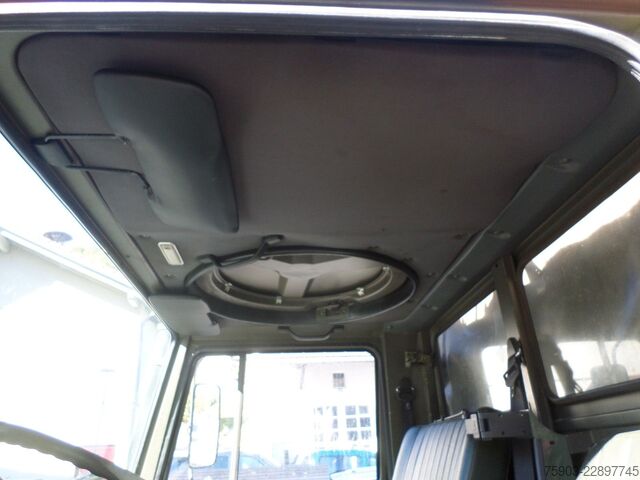 Vrachtauto met open laadbak MERCEDES-BENZ Unimog MIL 2 To U 1300L  Mit Plane & Sprigel