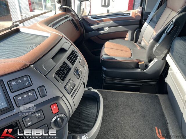 Τυπική μονάδα τράκτορα DAF XF 530 SSC*Standklima*Leder*Side Guard*Alcoa*