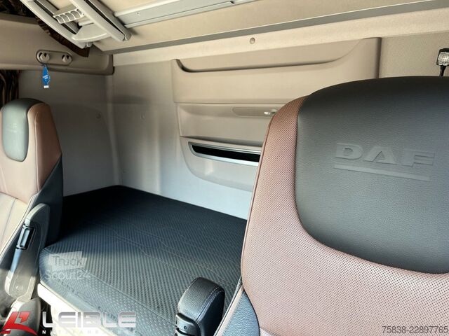 Τυπική μονάδα τράκτορα DAF XF 530 SSC*Standklima*Leder*Side Guard*Alcoa*