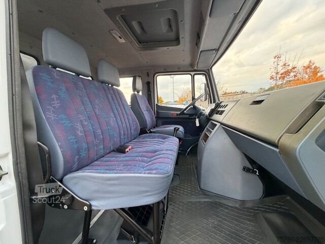 Kombiniran vozilo s ponjavo MERCEDES-BENZ Vario 614 D DoKa PP/ DPF/ LBW 1.0t/ AHK/ Org. KM