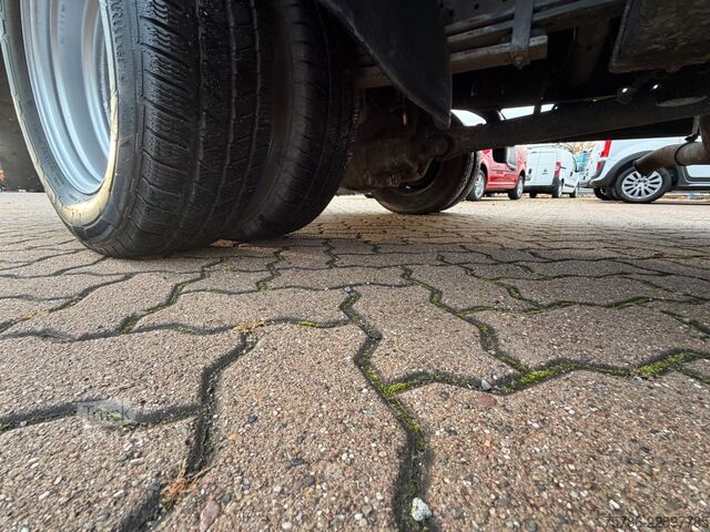Kombiniran vozilo s ponjavo MERCEDES-BENZ Vario 614 D DoKa PP/ DPF/ LBW 1.0t/ AHK/ Org. KM