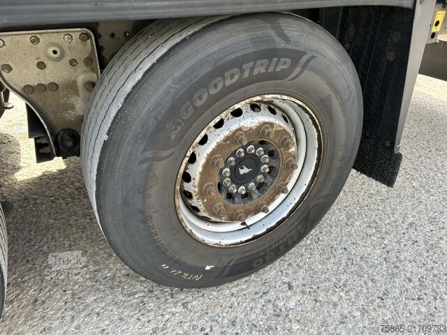 Teloni scorrevoli Schmitz Cargobull SCB S3T / Curtainside / Disk Brakes / APK TUV 1...