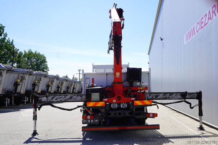 Platformă cu macara Mercedes-Benz Arocs 2536 6x2 / 200 tho.km / Fassi F195
