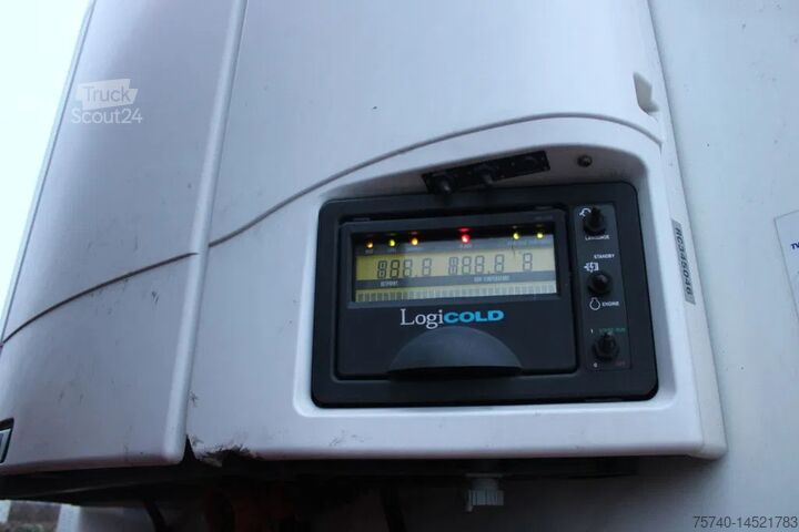 Prevoz v hladilniku/zamrznjenem stanju SCHMITZ CARGOBULL CARRIER VECTOR 1950 + 2.58 HEIGHT +  LIFT 10-24TUV