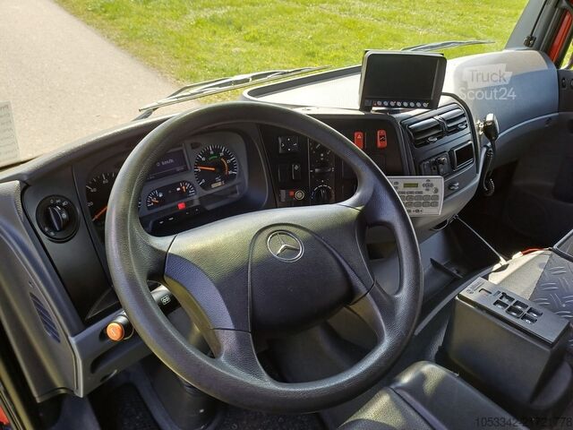 Camion de pompiers Mercedes-Benz Atego 1328- Godiva Low&High pressure