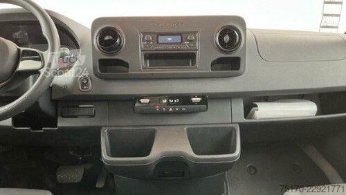 Schiebeplane Mercedes-Benz Sprinter 215 CDI 9G DoKa Klima AHK