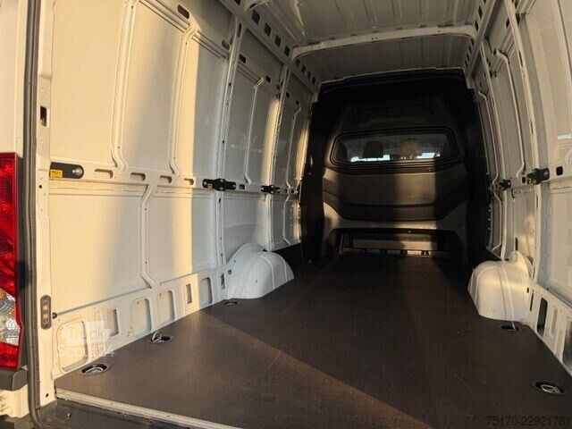 микробус Iveco Daily 35S14H CRV , Crewcab, 7-Sitze, Klima