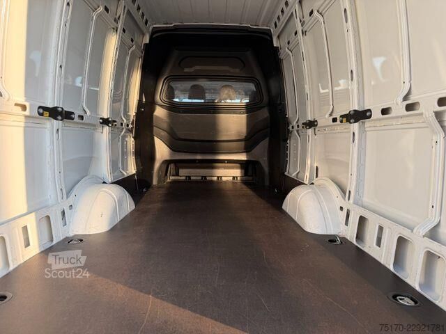 микробус Iveco Daily 35S14H CRV , Crewcab, 7-Sitze, Klima