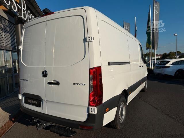 Kombi s vysokou strechou Mercedes-Benz Sprinter 317 CDI 3665 9G Flach AHK3,5t DISTRONIC