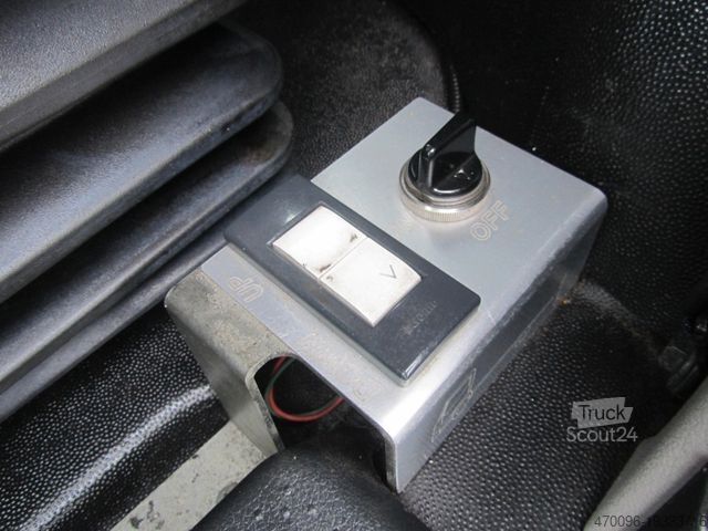 Takelwagen NISSAN NT 500*Apschleppwagen*Doppelstock*