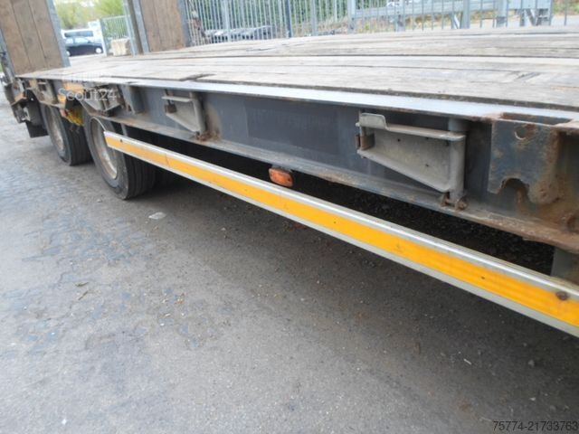 Remorque porte-engins surbaissée MÜLLER-MITTELTAL T 3-Profi-30 To. 3 Achser