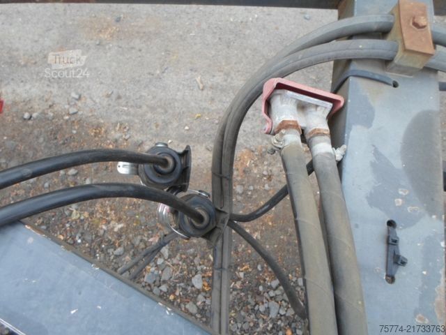 Remorque porte-engins surbaissée MÜLLER-MITTELTAL T 3-Profi-30 To. 3 Achser